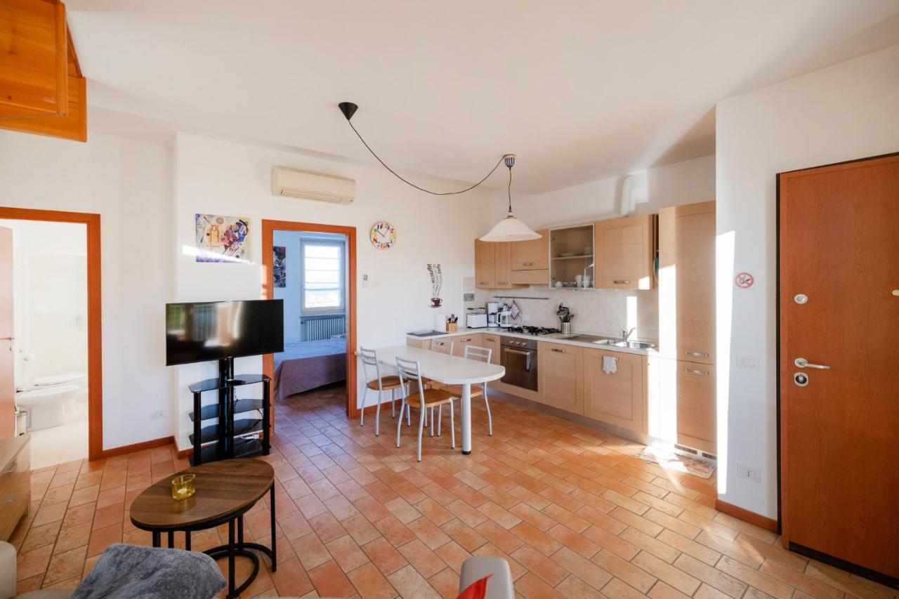 Apartmentsgarda - Rosa Chiare Bardolino Esterno foto