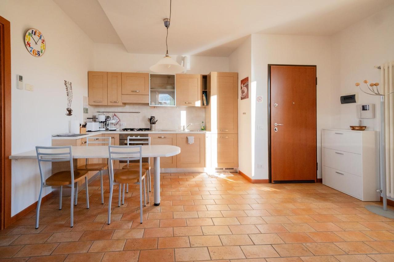 Apartmentsgarda - Rosa Chiare Bardolino Esterno foto