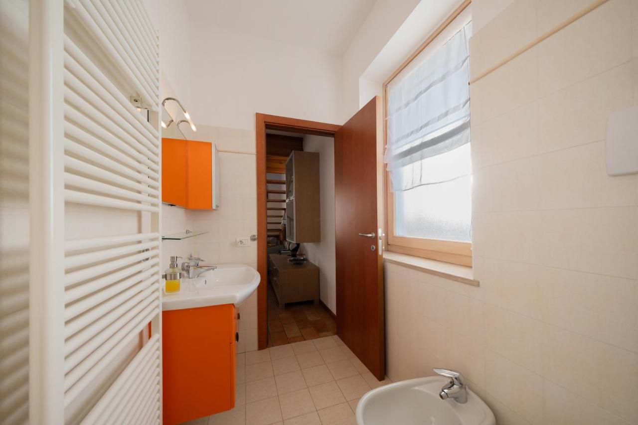 Apartmentsgarda - Rosa Chiare Bardolino Esterno foto