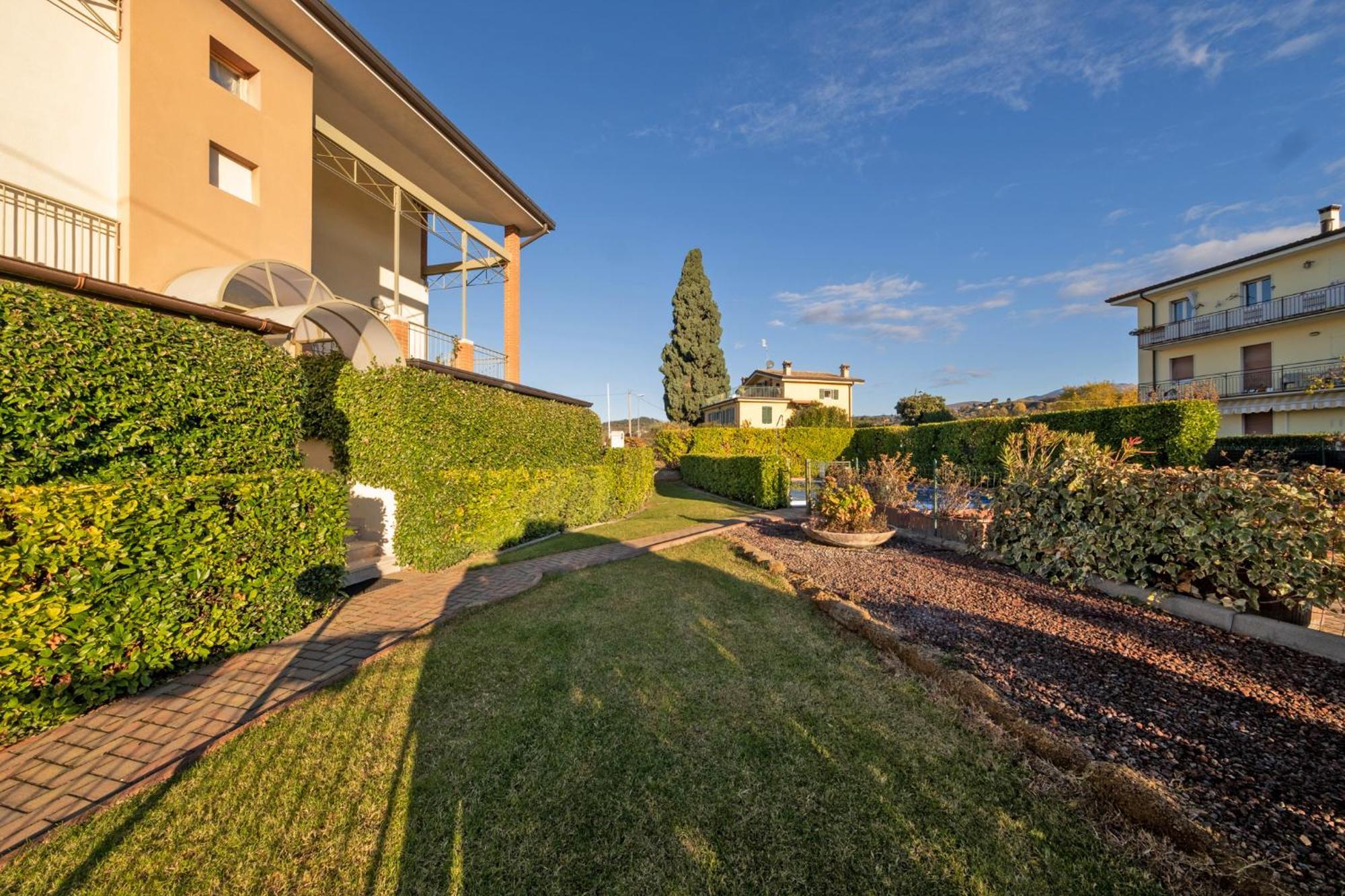 Apartmentsgarda - Rosa Chiare Bardolino Esterno foto