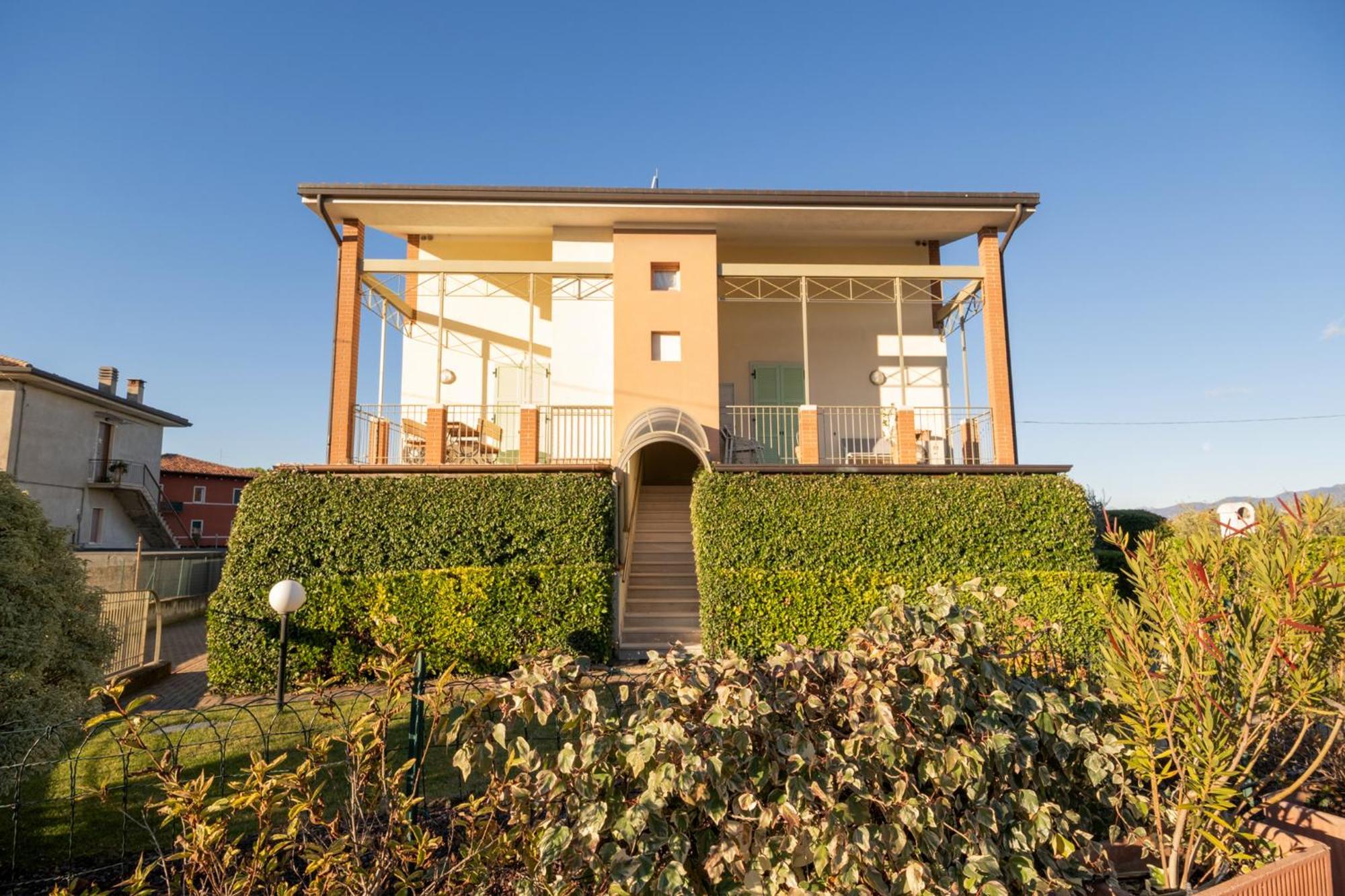 Apartmentsgarda - Rosa Chiare Bardolino Esterno foto